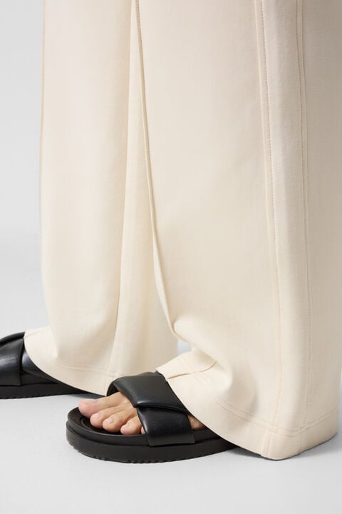 Cassie Joggers In Cream