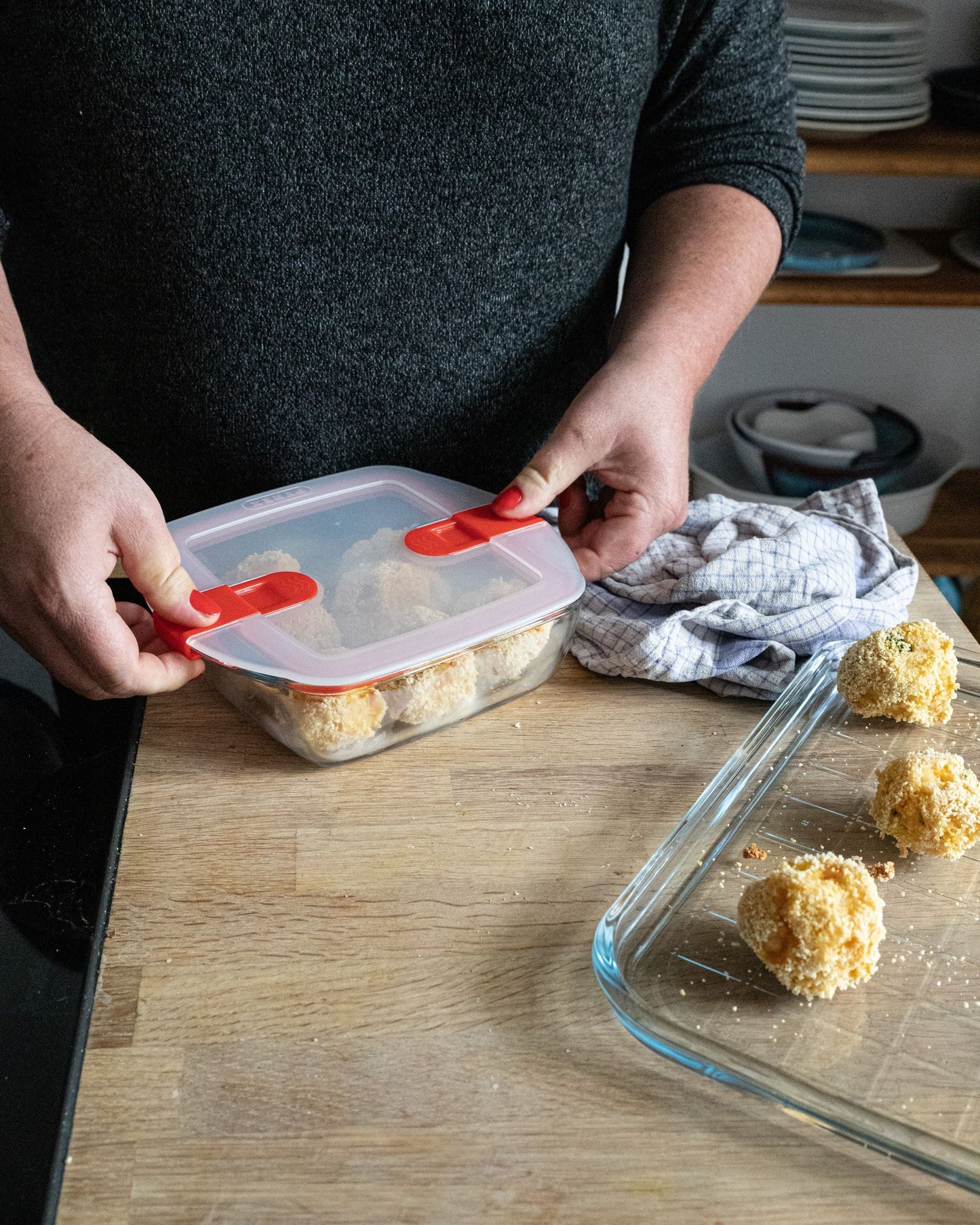 Set of 3 glass lunchboxes with steam valve lid - multi shape -Cook  Heat